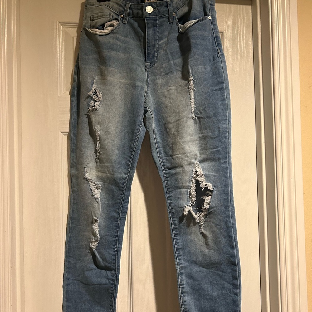 Indigo Rein Distressed Blue Skinny Jeans size 11/29
